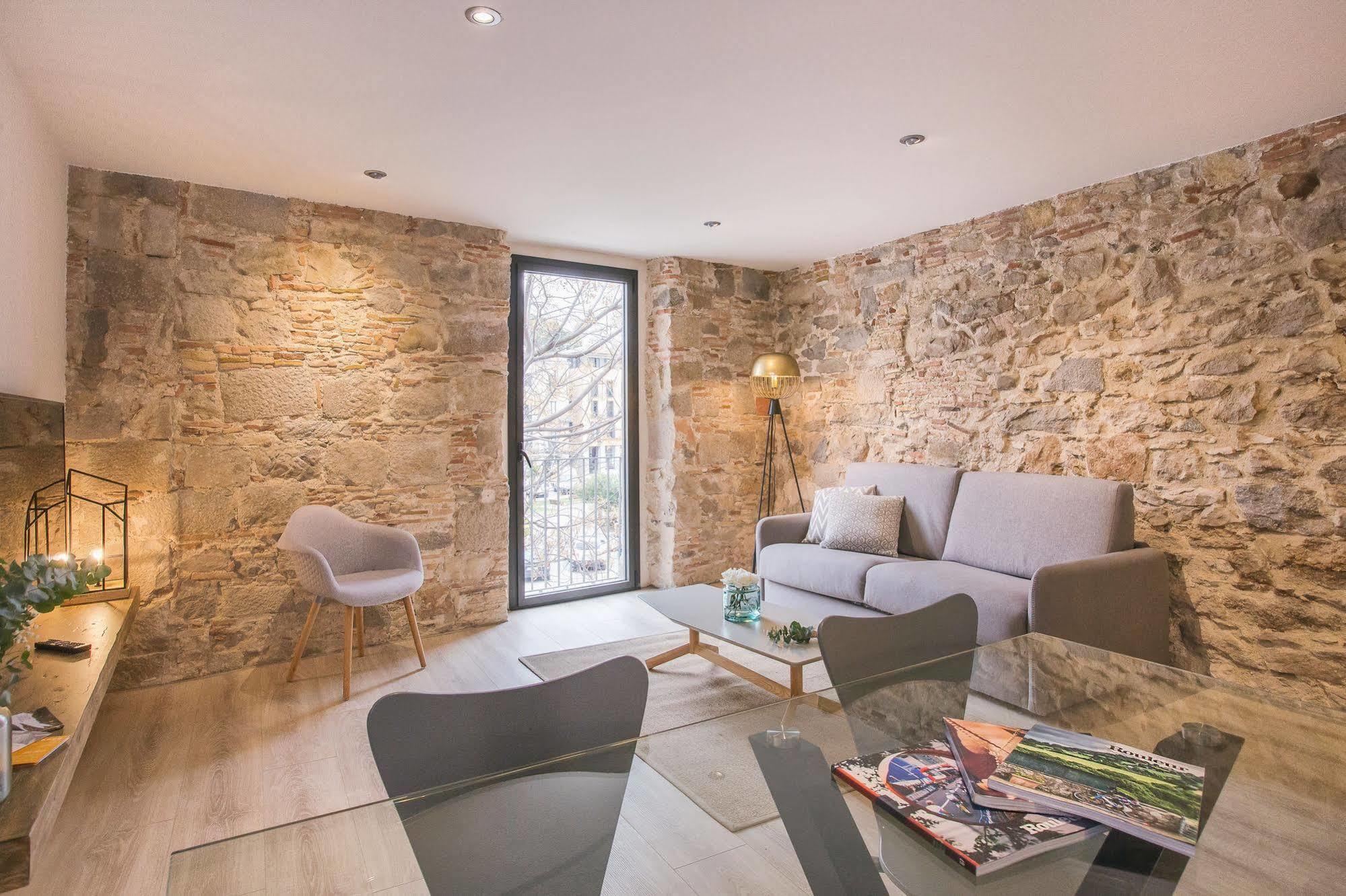 Flateli - Plaça Catalunya 22 Girona Bagian luar foto
